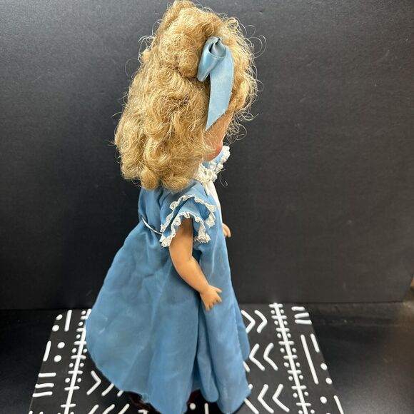 Vintage 1950s Ideal VT-18 Doll with Sleep Eyes - Picture 8 of 10